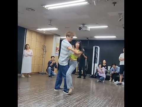참고 영상 1 썸네일