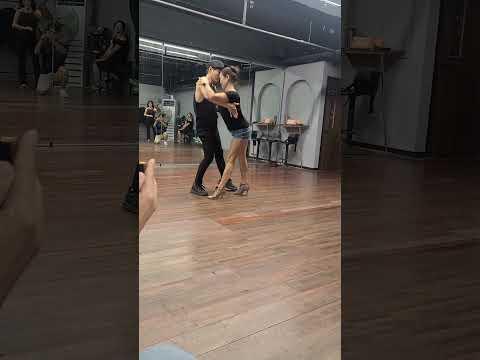 참고 영상 3 썸네일