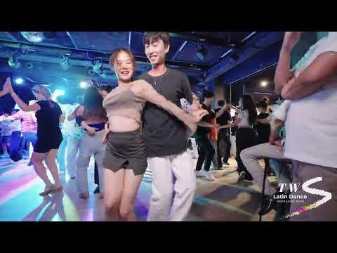 참고 영상 2 썸네일